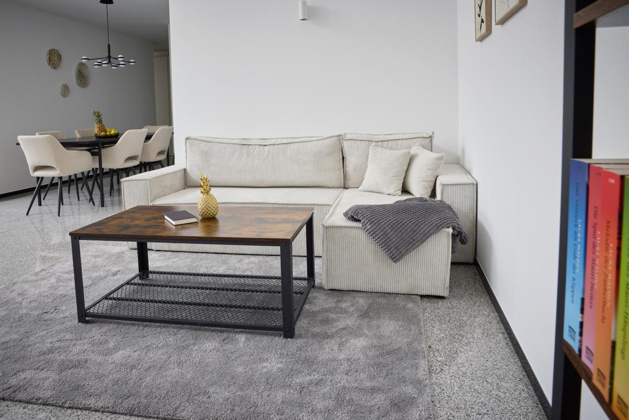 Idee Living: Penthouse Apartment Mit Parkplatz Weinheim Exterior photo